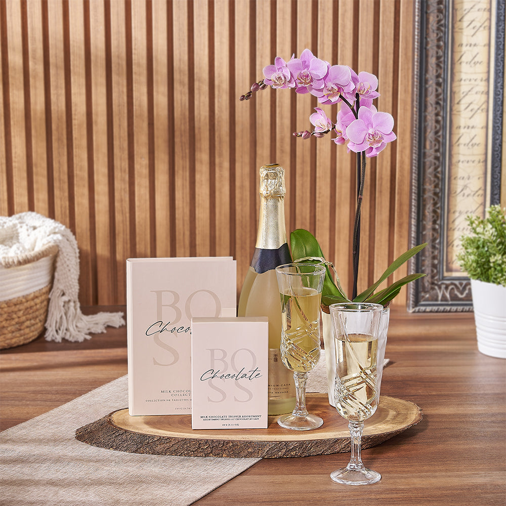 Sparkling Wine and Phalaenopsis Orchid Gift Basket for Housewarming – how the gift is presented