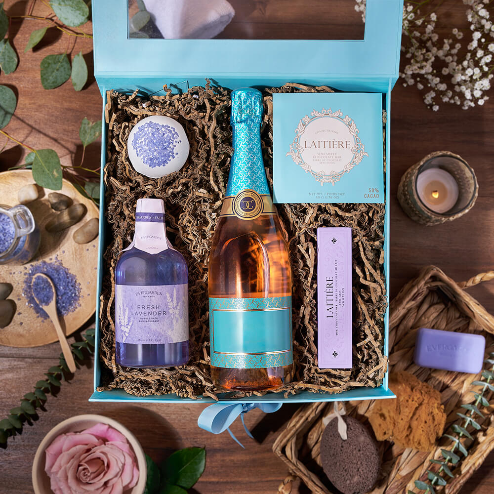 Sparkling Wine Gift Set in Teal Hinged Box with Lavender Bath Bomb – how the gift is presented