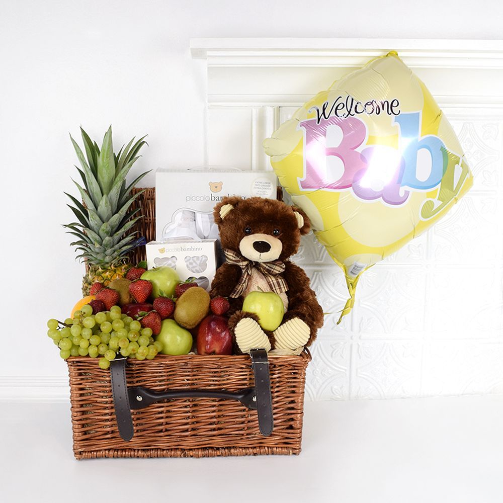 Classic Baby Welcome Gift Basket with Vegan Wicker Basket and Balloon – how the gift is presented
