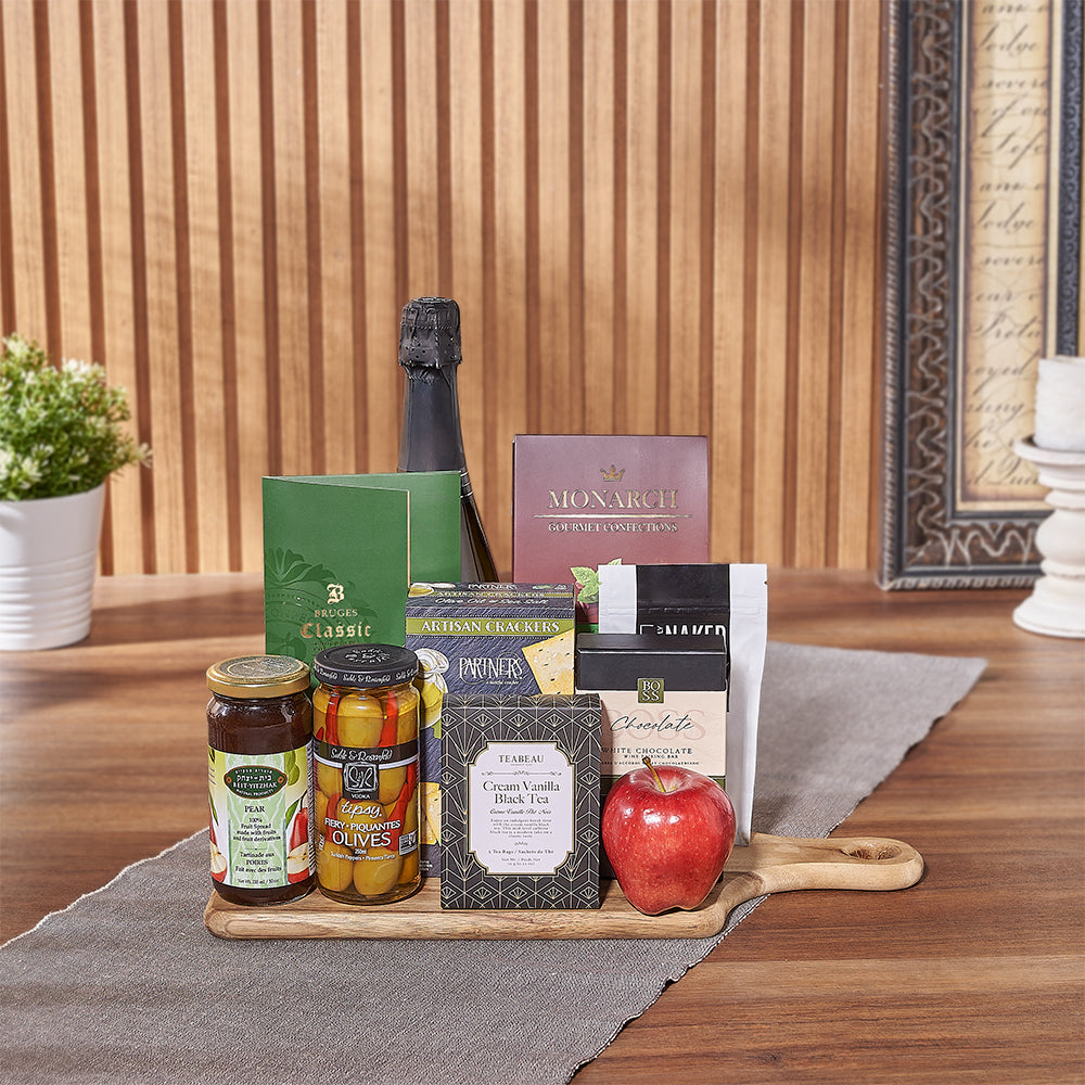 Sparkling Wine Gift Basket with Kosher Foods – how the gift is presented