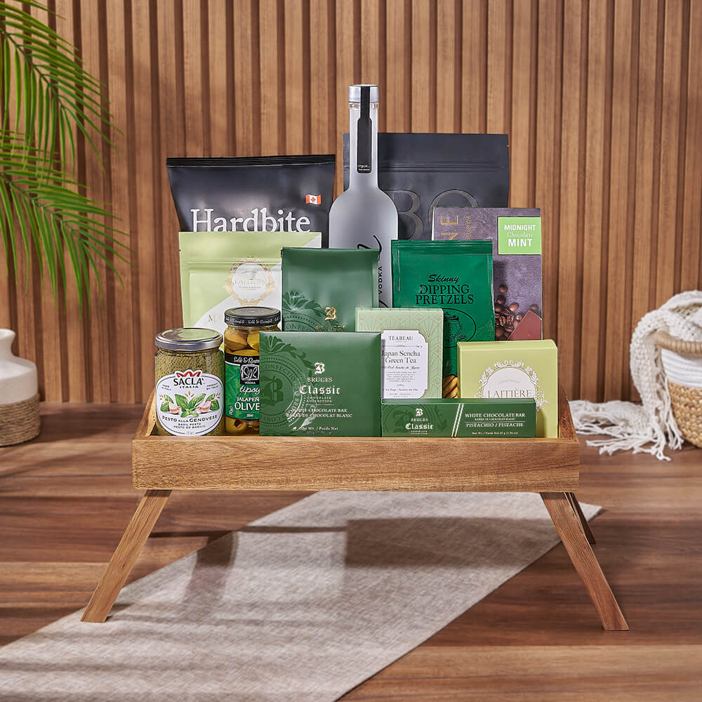 Exclusive Vodka & Gourmet Snack Gift Basket on Acacia Wood Tray – how the gift is presented