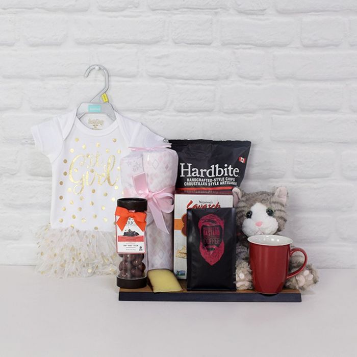 Elegant Baby Girl Gift Basket with Gourmet Treats – how the gift is presented