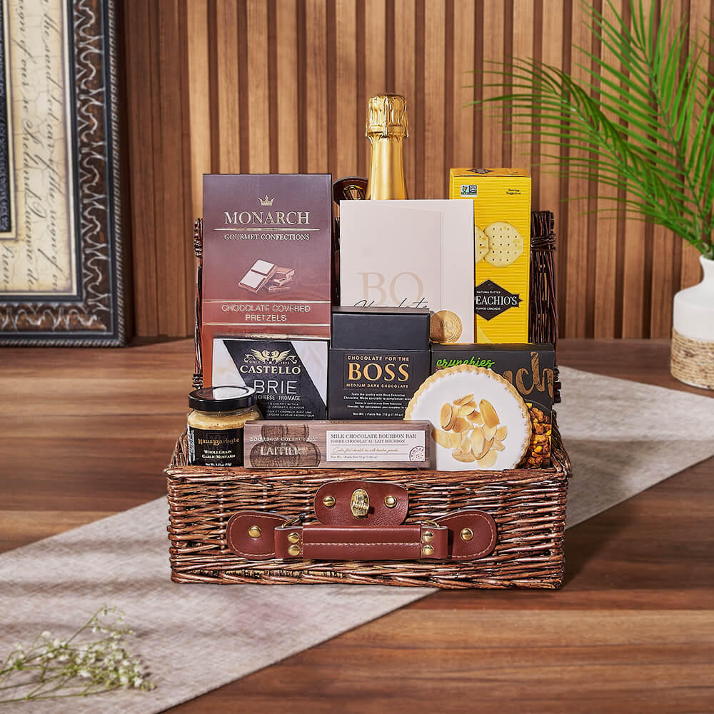 Sparkling Wine Gift in Lidded Wicker Basket with Chocolates – how the gift is presented