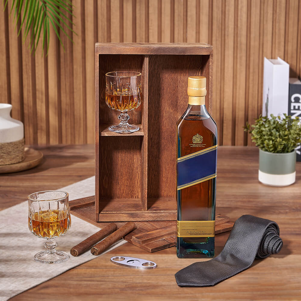 Whiskey Celebration Gift Basket with Glasses and Cigar Trimmer – how the gift is presented