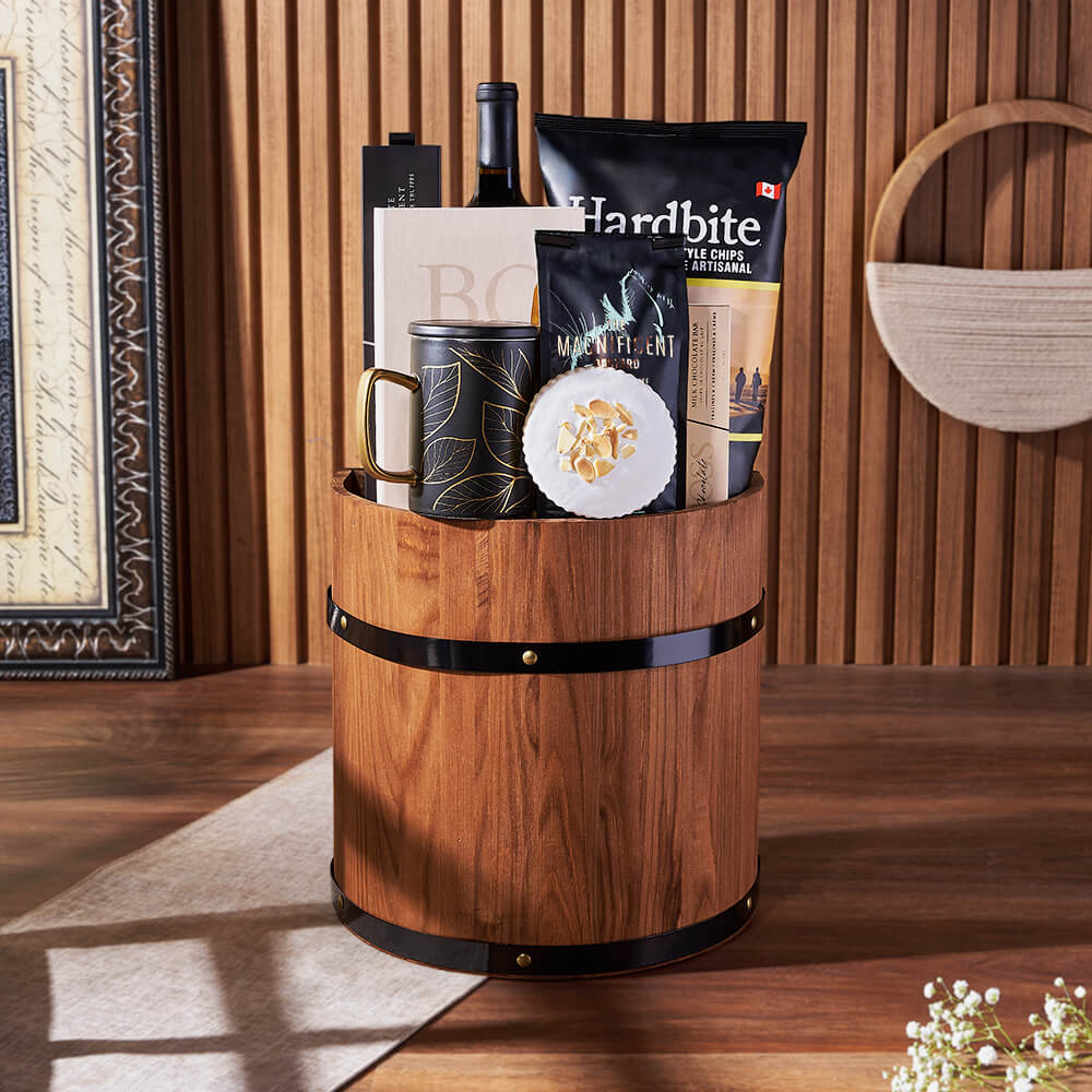 Wine Gift Basket in Charming Wooden Barrel with Espresso and Chocolates – how the gift is presented