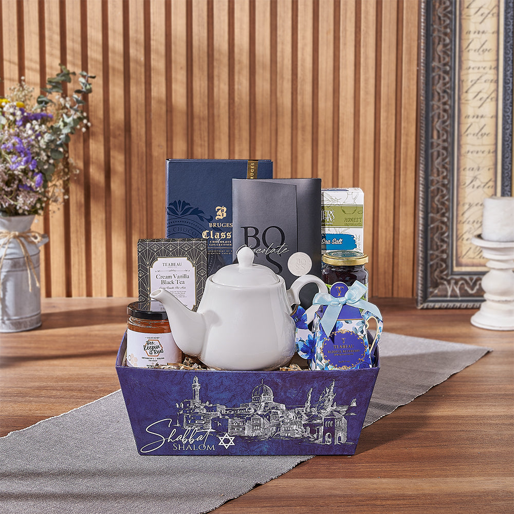 Deluxe Filled Chocolate Gift Basket with Tea and Crackers – how the gift is presented