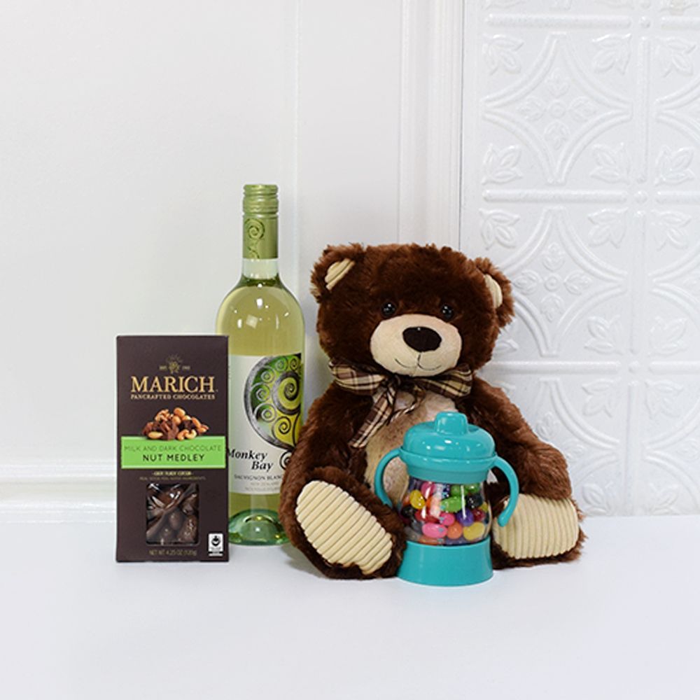 Baby Shower Gift Basket with Wine, Marich Nuts, and Plush Bear – how the gift is presented