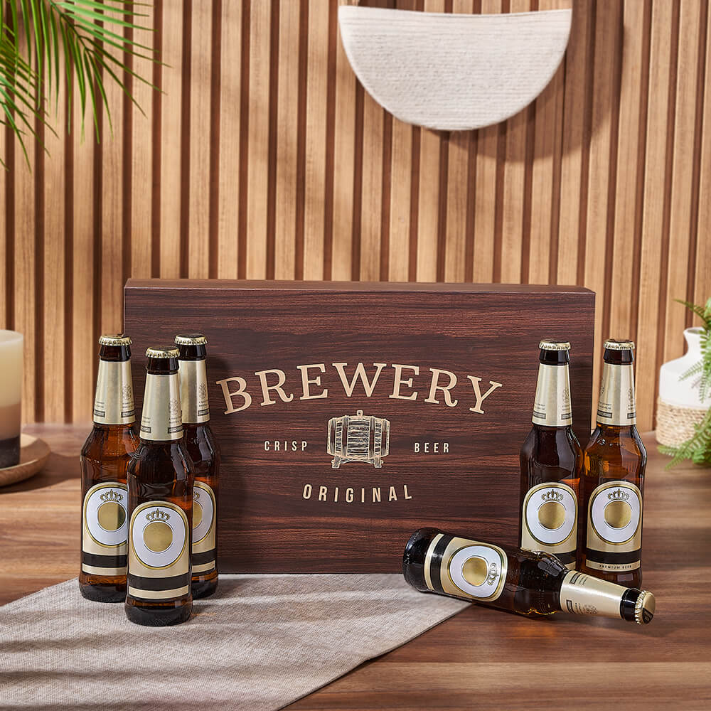 St. Patrick’s Day Beer Gift Box – Wooden Brewery 6 Bottles – how the gift is presented