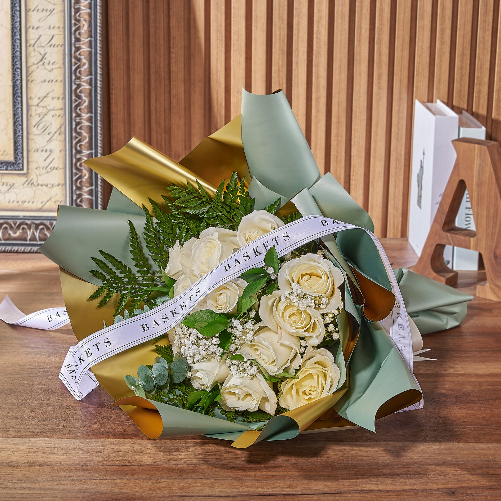 Premium White Rose Bouquet with Ruscus and Ferns – how the gift is presented