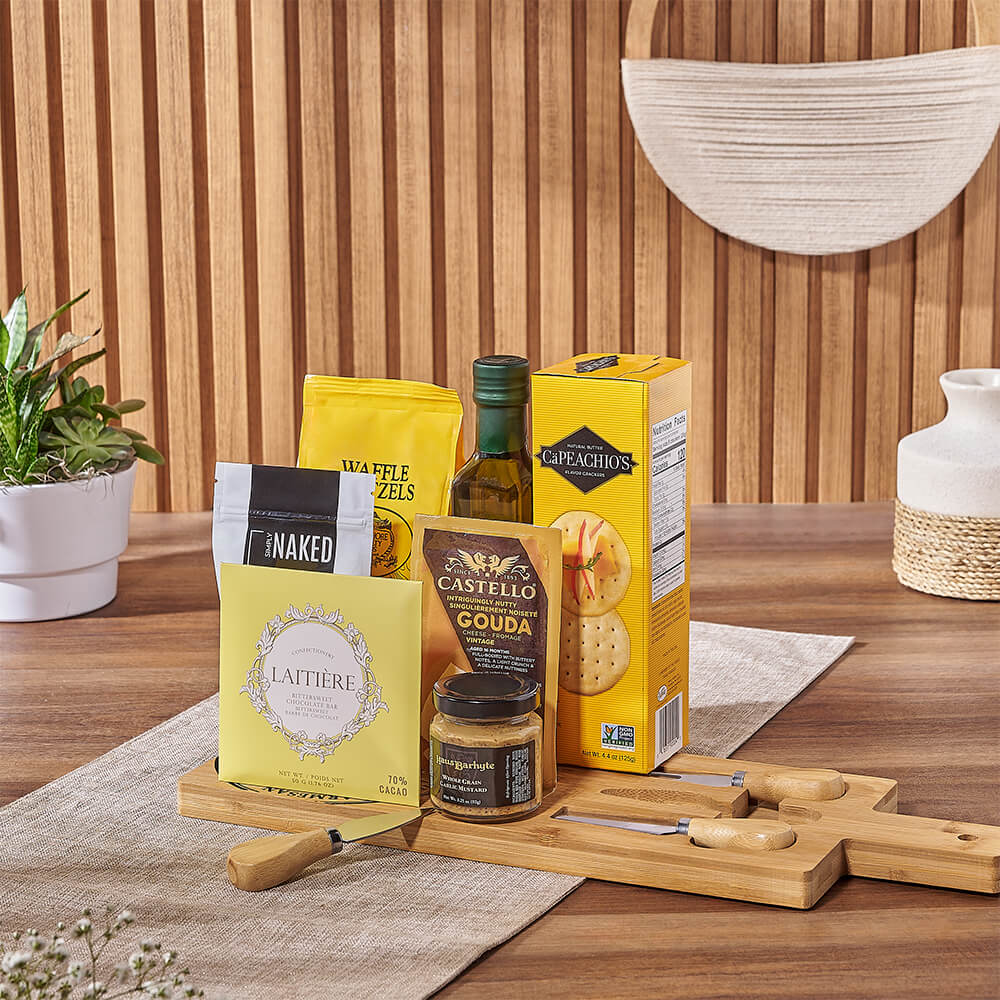 Gourmet Cheese &amp; Cracker Gift Set, cheese gift, cheese, cheese board gift, cheese board, New Hampshire delivery