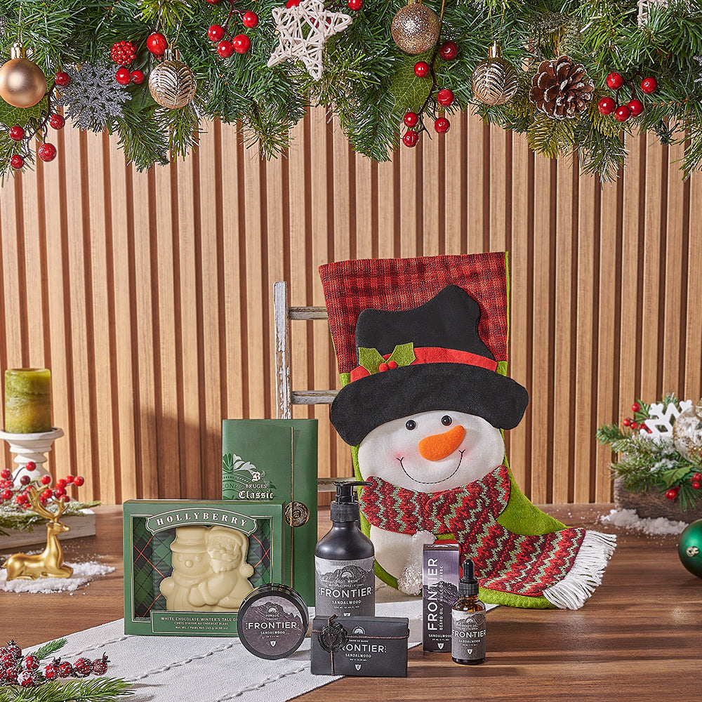 Men's Winter Holiday Stocking with Chocolate and Bath Essentials – how the gift is presented