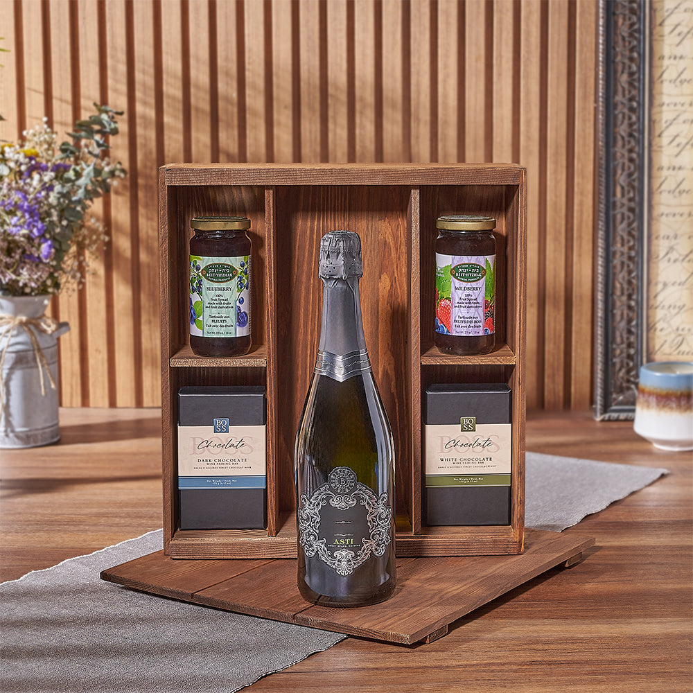 Kosher Champagne &amp; Sweet Gift Box from New Hampshire Baskets - Champagne Gift Set - New Hampshire Delivery