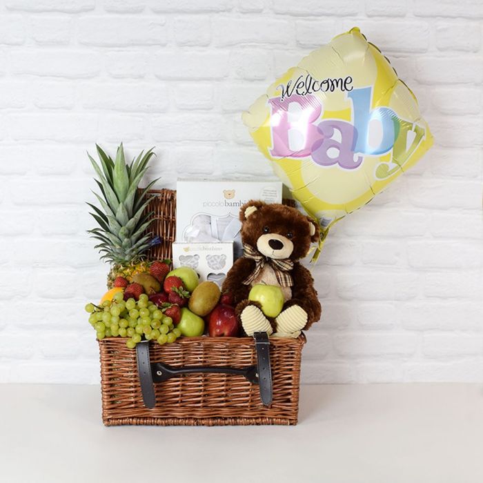Welcome Baby Gift Basket with Plush Bear and Baby Essentials – how the gift is presented
