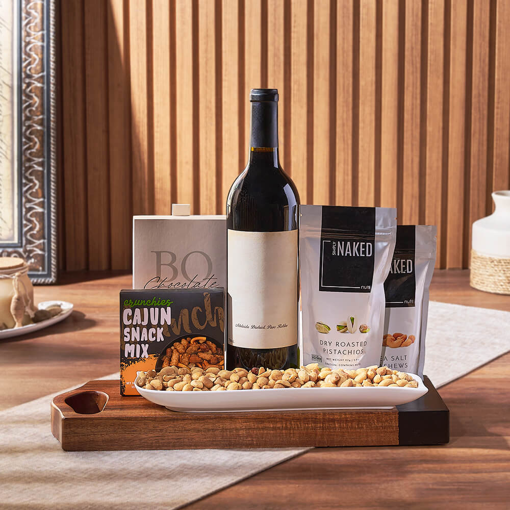 Classic Wine and Gourmet Snack Gift Basket with Ceramic Platter – how the gift is presented