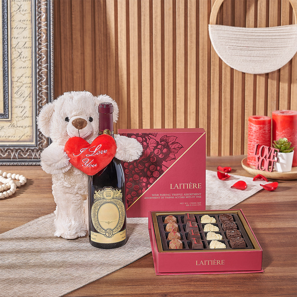 Valentine's Day Wine Basket with Bear – how the gift is presented