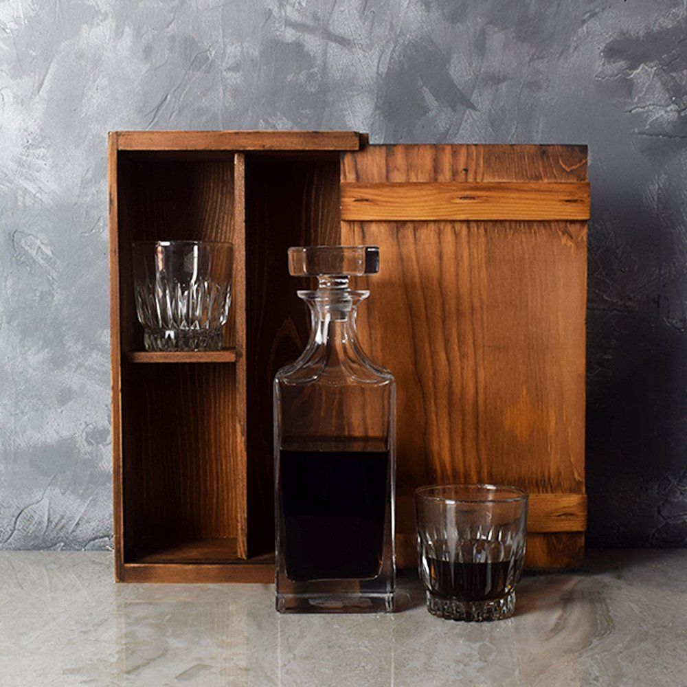 Rustic Wooden Box Liquor Decanter Gift Set with Glasses – how the gift is presented