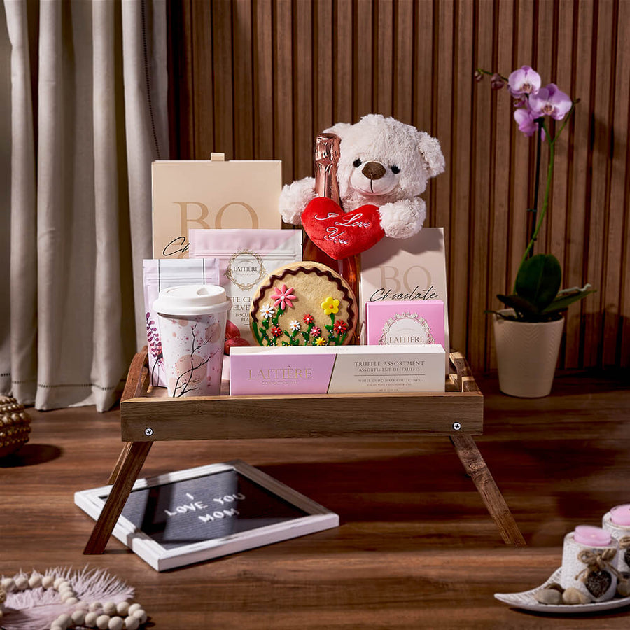 Sunnylea Champagne Gift Basket for Mom – Mother’s Day gift baskets - New Hampshire Baskets - New Hampshire Delivery